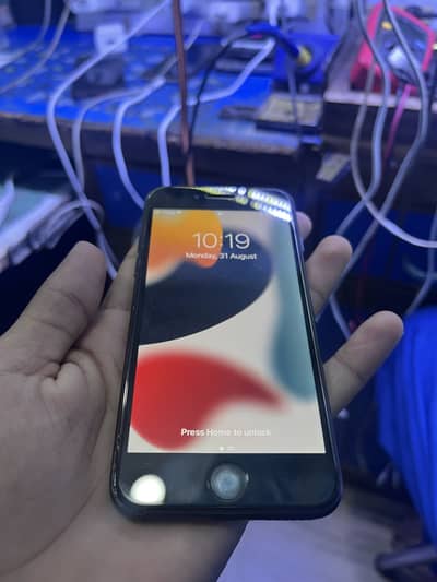 Apple iPhone 7