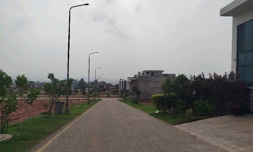 Residential Plot Of 4500 Square Feet For sale In C-14