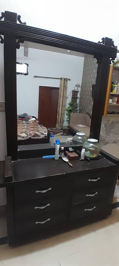 Dressing Table in best condition