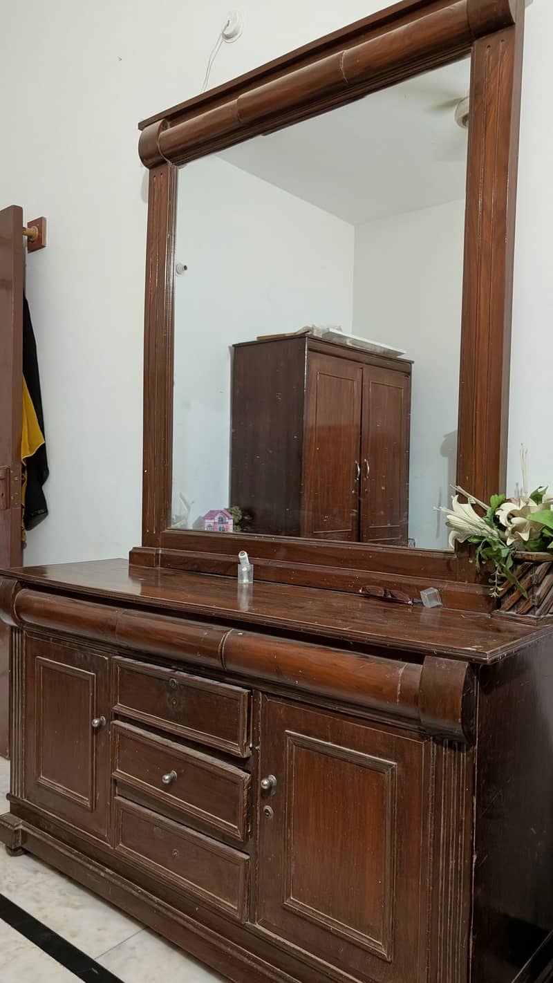 Dressing Table 1