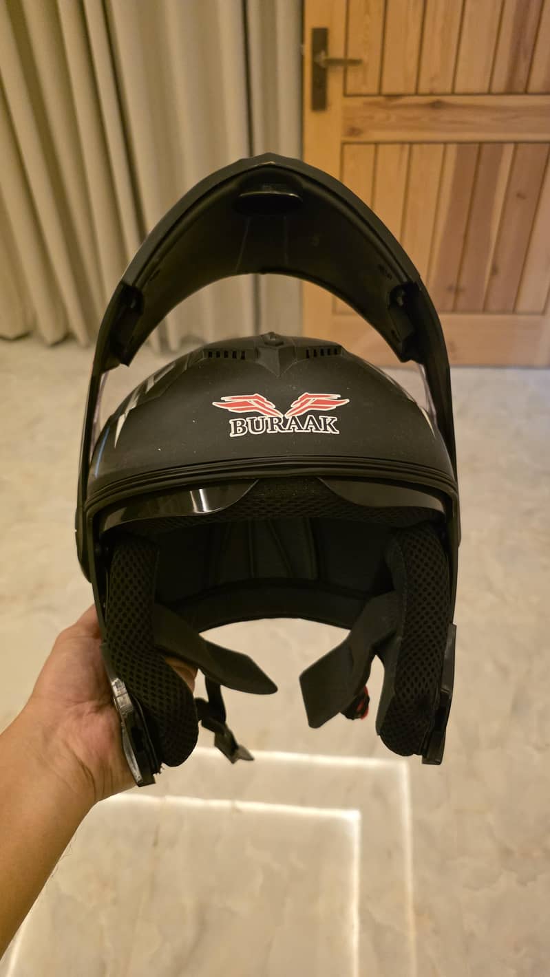 helment 1