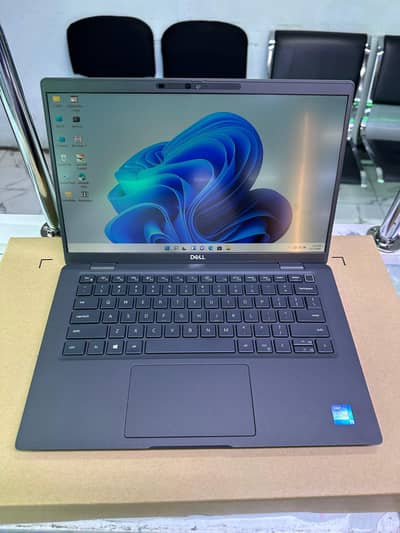 Dell Latitude 5530 15.6"FHD Intel Core i7-1270P 2.2GHz