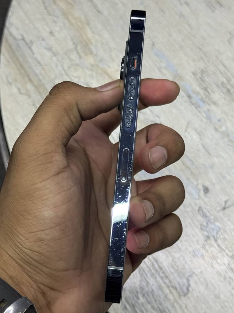 Apple iPhone 13 Pro 0