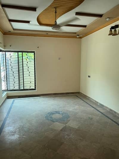 Johar Town Lower Portion Sized 5 Marla For Rent