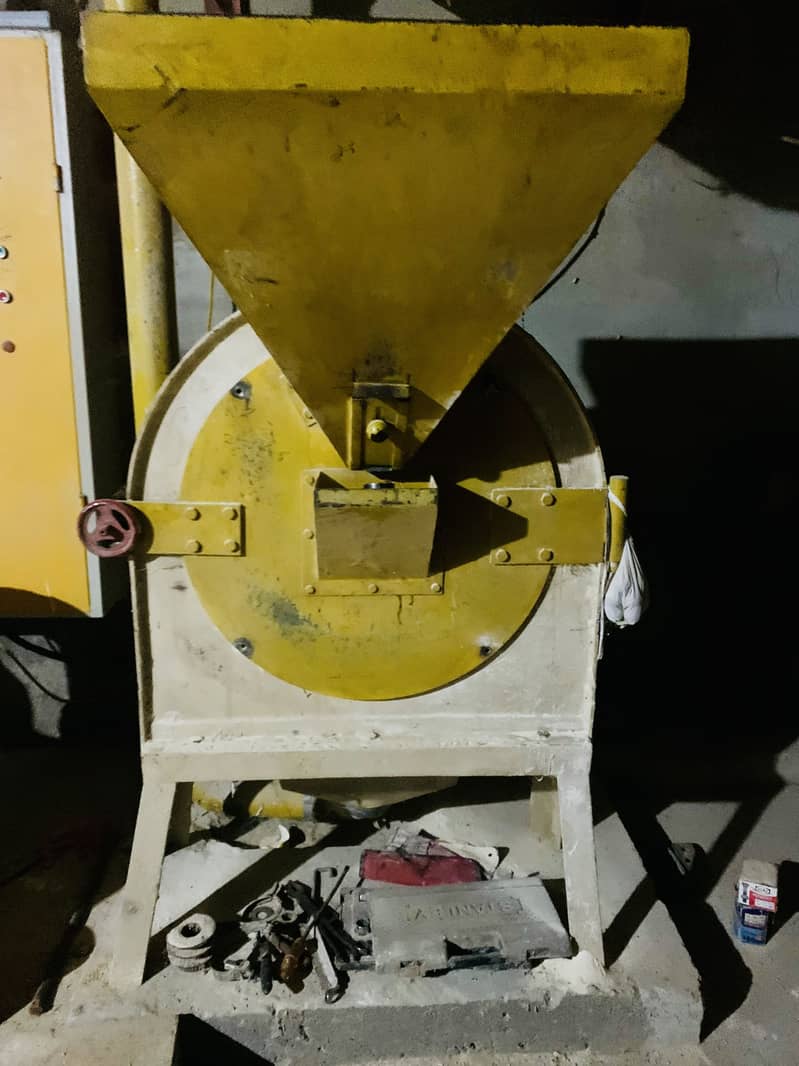 Mini flour mill 0
