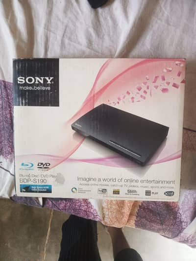 Sony make believe DVD play and blue ray disk