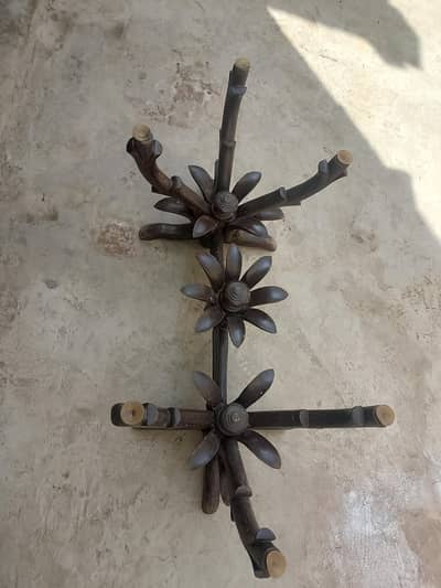 Beautiful Wooden Carved Center Table Base-2Pesce – Excellent Condition