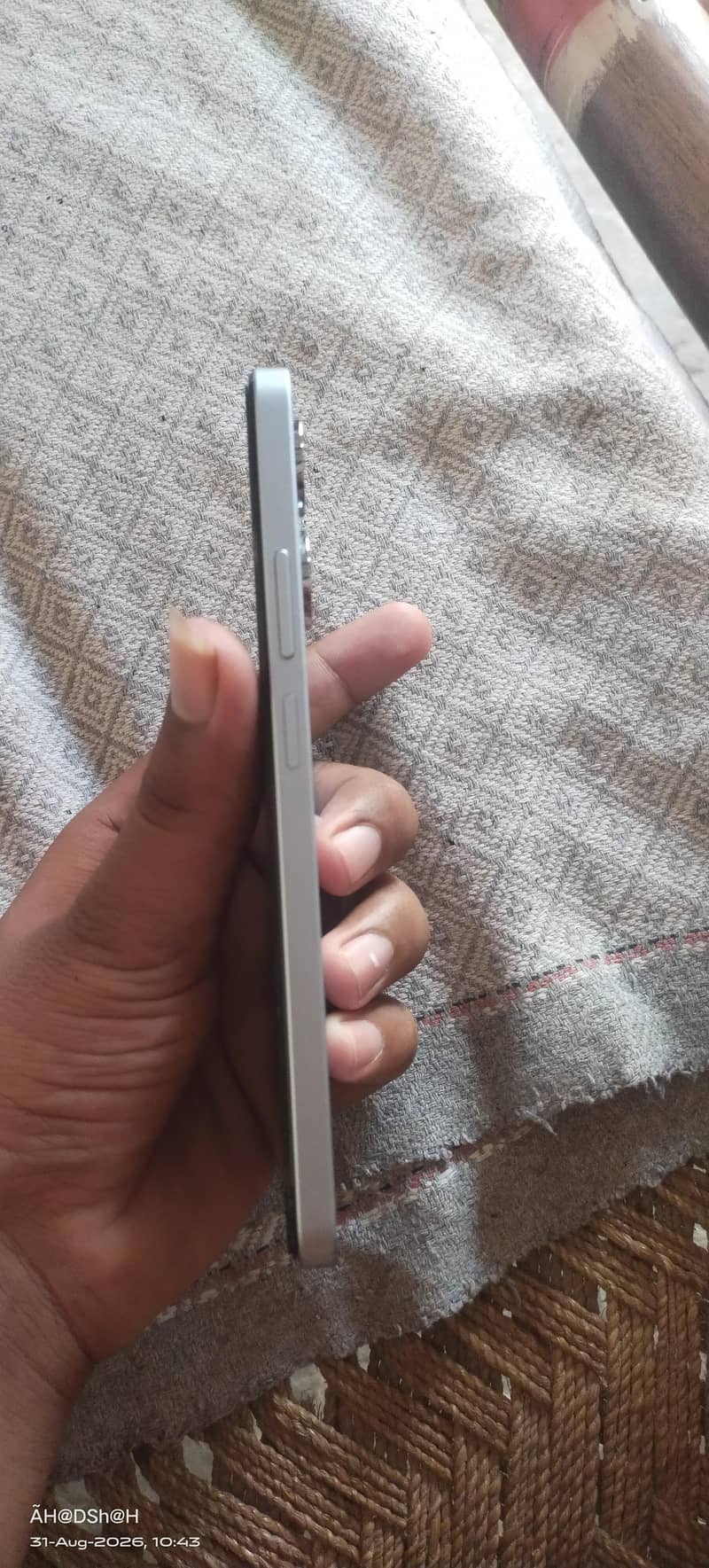 Realme Note 60 3