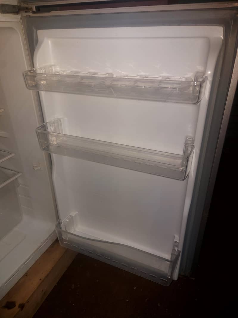 refrigerator 3
