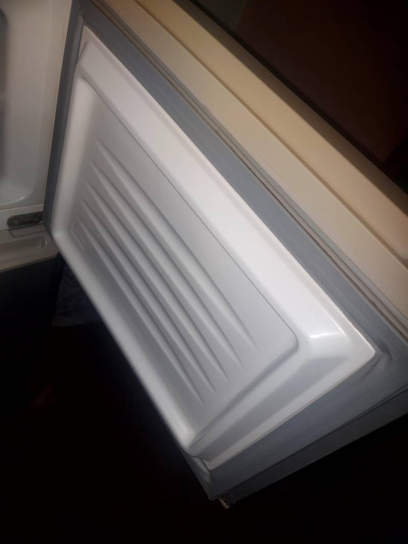 refrigerator 5