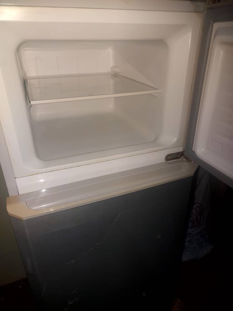 refrigerator 6