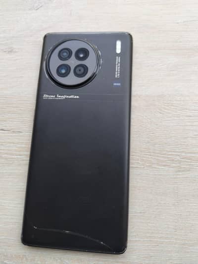 Vivo X90s