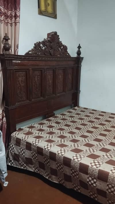king size bed with dressing table new condition chinuti set