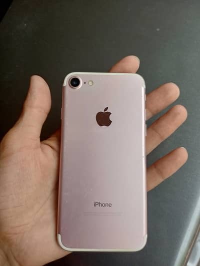 Apple iPhone 7