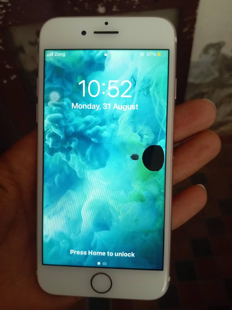 Apple iPhone 7 1