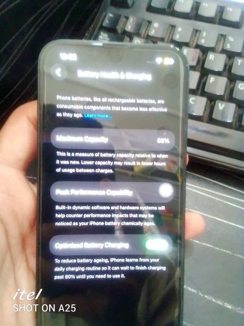 Apple iPhone 13 1