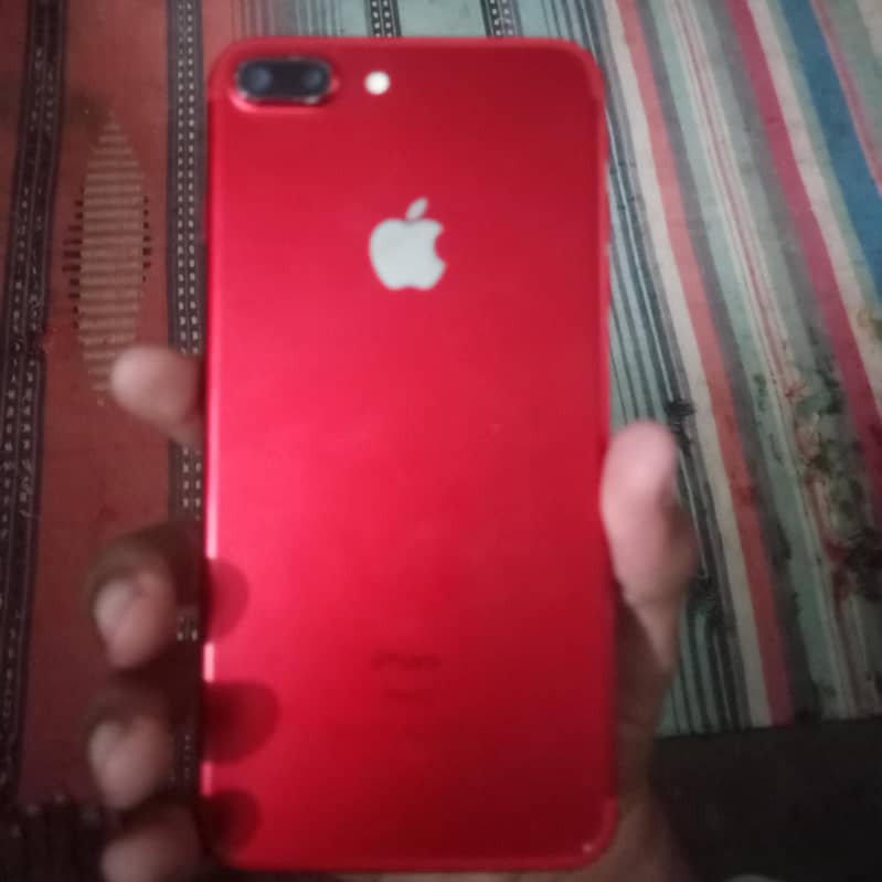 Apple iPhone 7 Plus 0