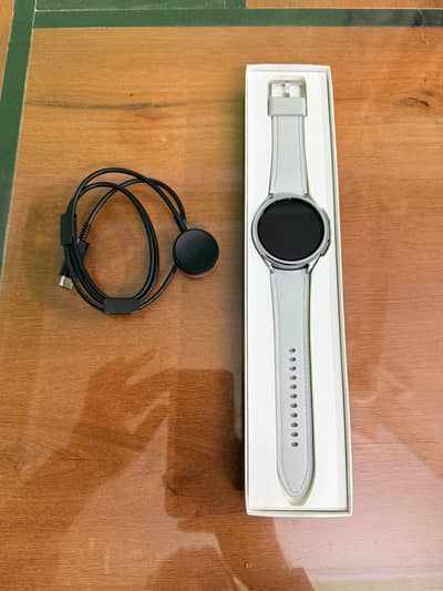 Samsung Watch 6 Classics 47mm Bluetooth + Cellular Variant