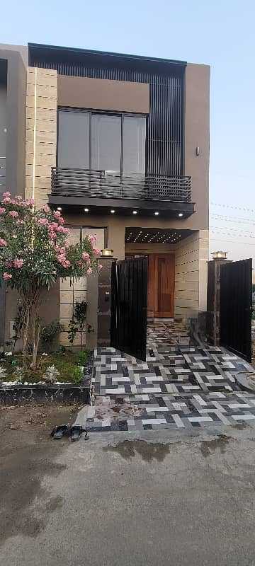 3 Marla Brand New House For Sale