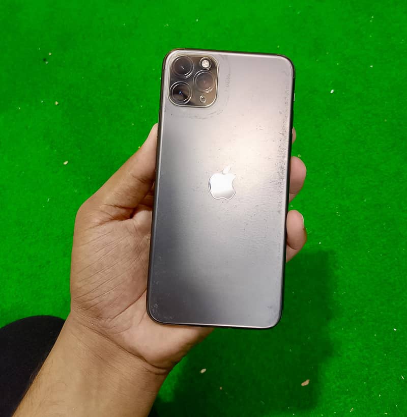 Apple iPhone 11 Pro Max 5