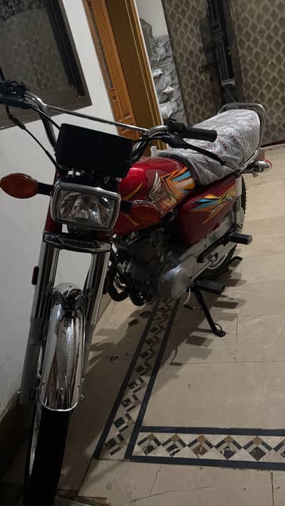 Honda 125 open latter h applied for h 1800km use h urgent sale fnf 225