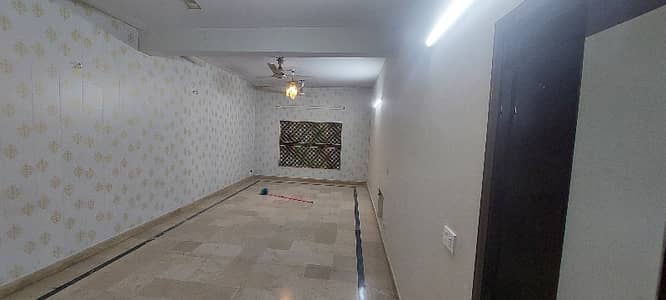 I-8 Upper Portion For Rent.