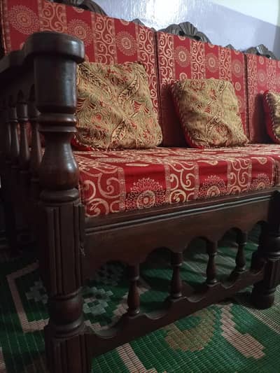 old sofa set with tables (Bari imam) location