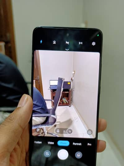 Motorola Edge 2022 (6/128)