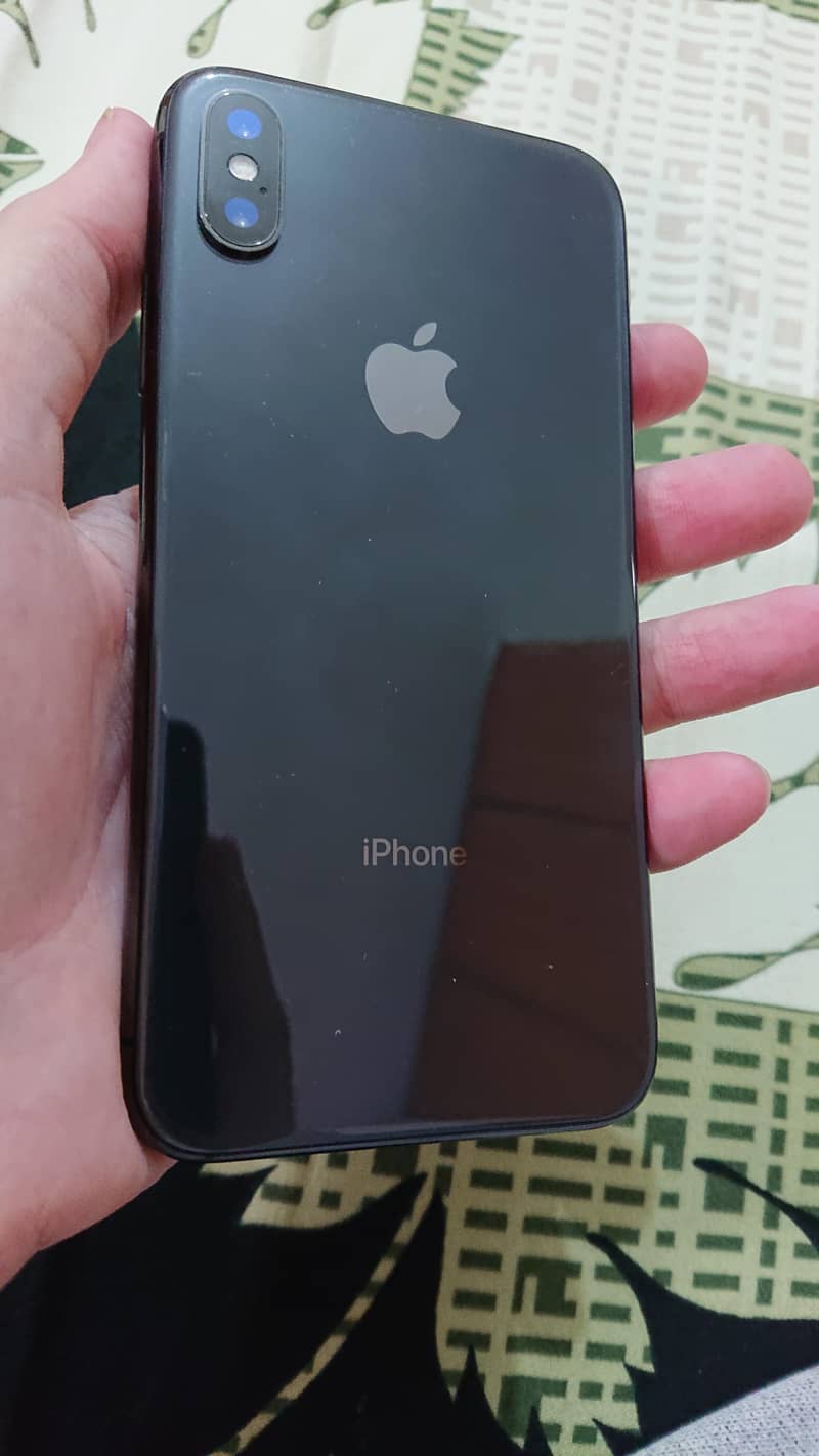Apple iPhone X 3