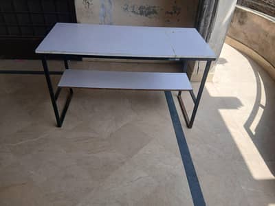 coumputer tables