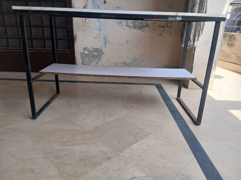 coumputer tables 3