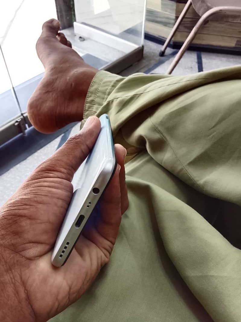 Realme C17 3