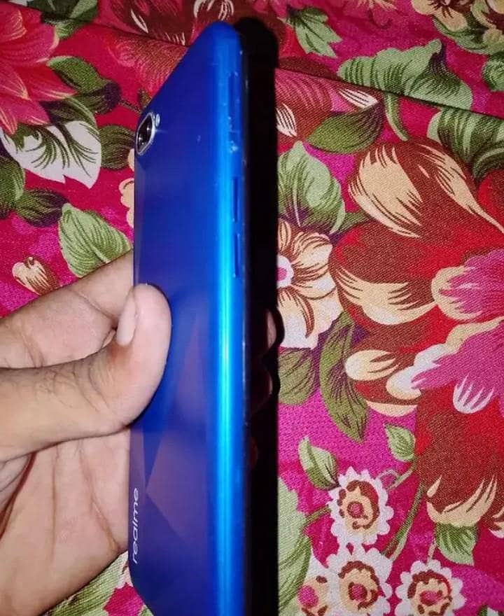 Realme C2 0
