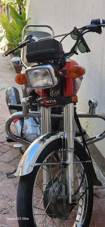 Honda 125cc Model 2016 __ 03242703900