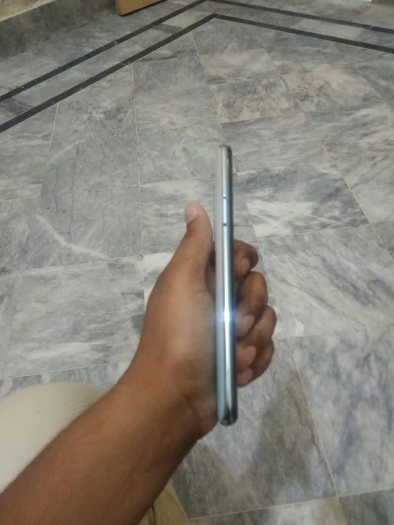 Tecno CAMON 15 Pro 7