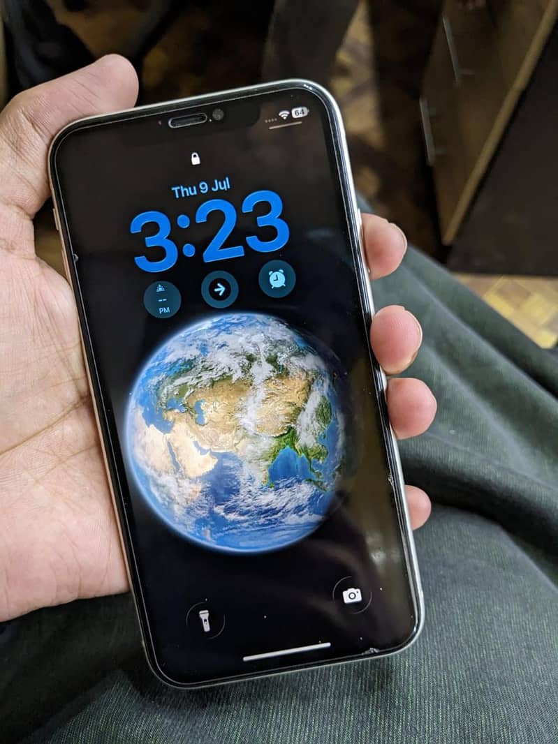 Apple iPhone 11 1