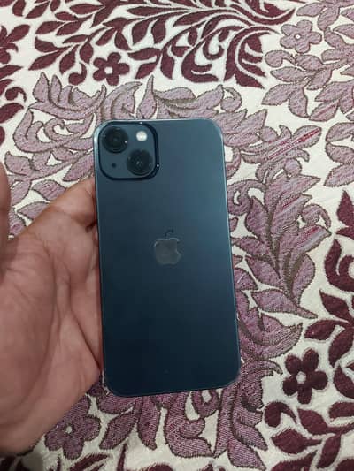 Apple iPhone 13