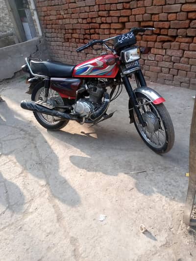 Honda 125 Total Genuine Condition