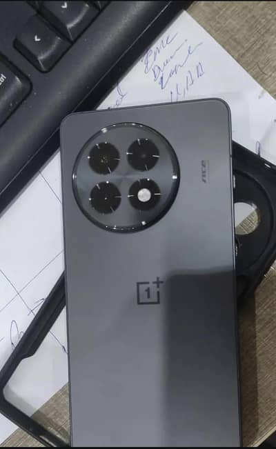 One Plus 13R / ace 5