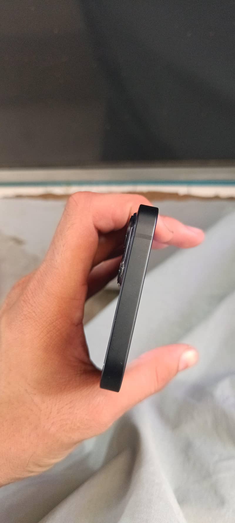 Apple iPhone 13 2
