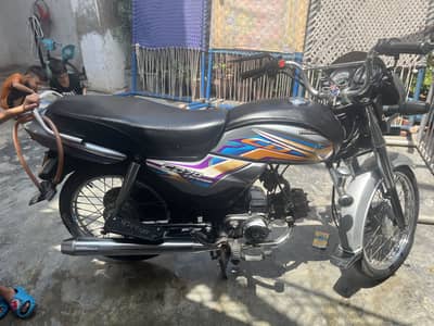 2021 model Honda CD70 dream silver color for sale