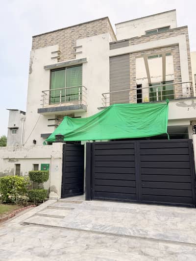 5 Marla Slithlty Used House For Sale Bahria Orchard Phase 2 Owner Build House
