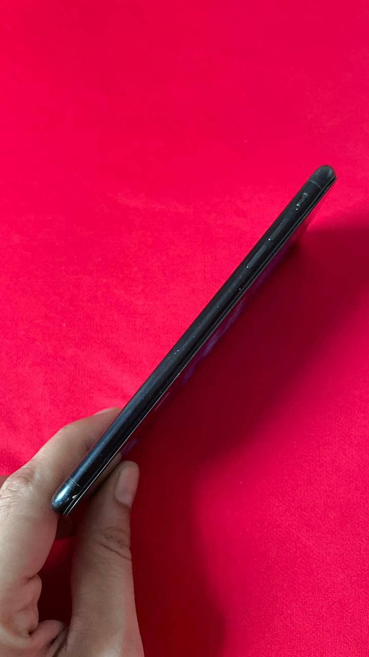 Apple iPhone 7 Plus 3