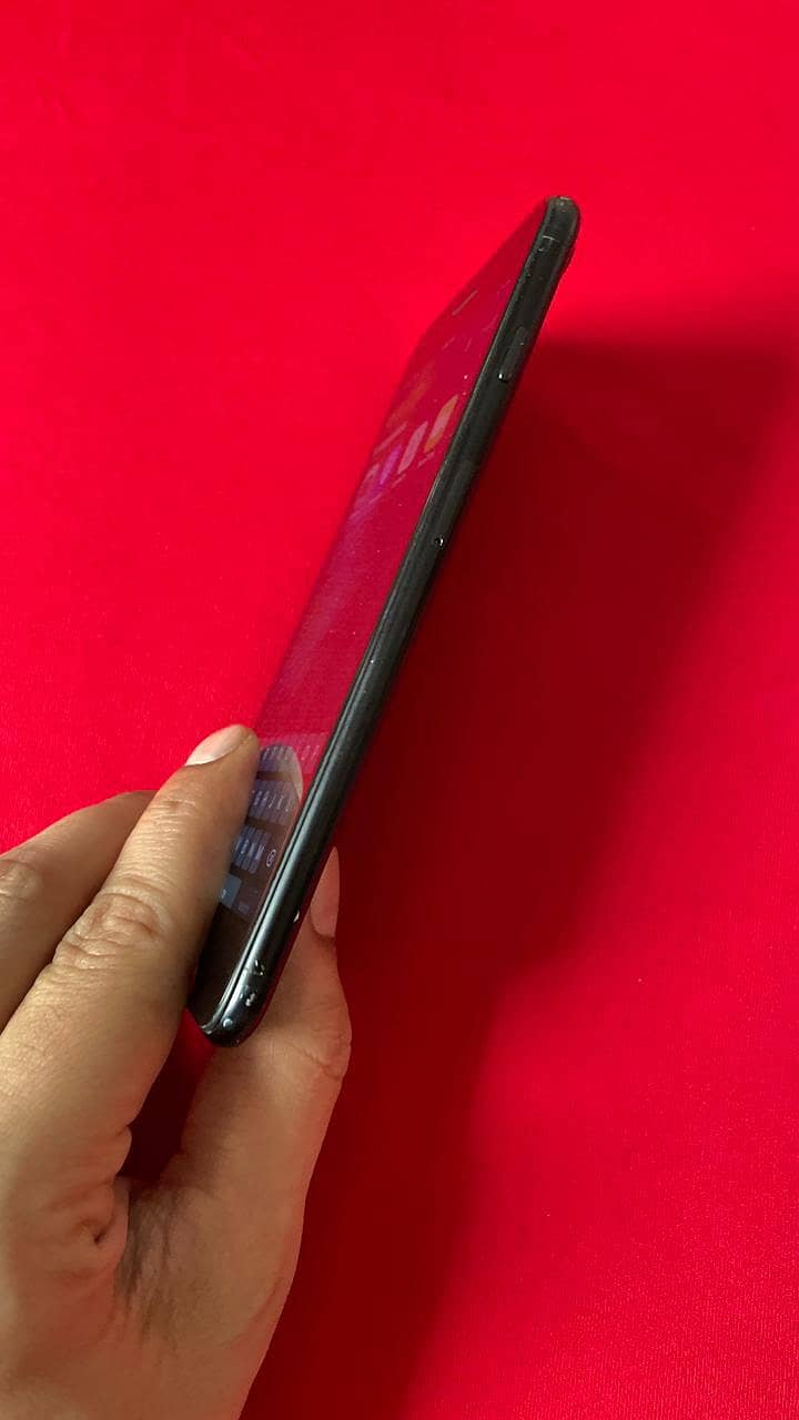 Apple iPhone 7 Plus 4