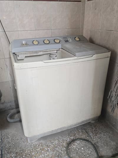 Haier washing machine with dryer
