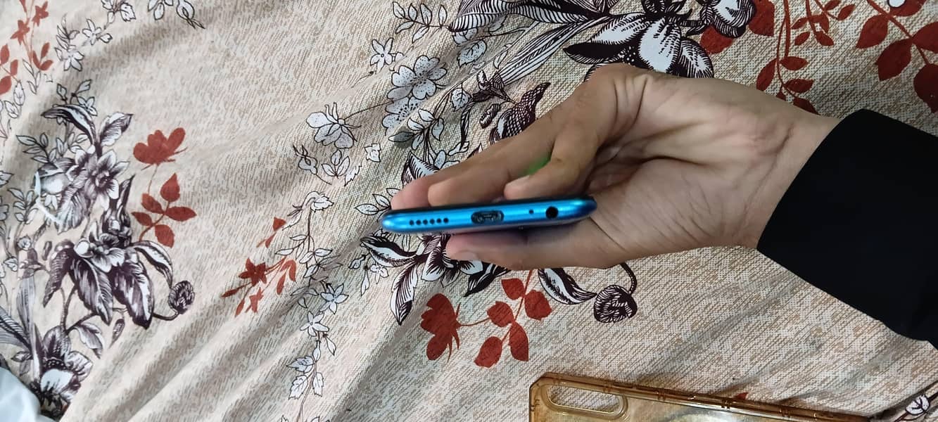 Tecno Spark 4 4
