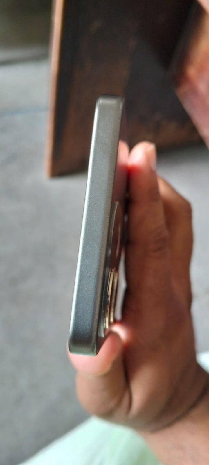 OPPO A5 Pro 1