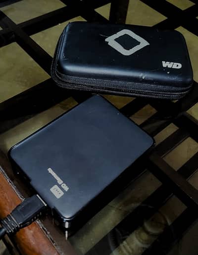 WD Elements Portable 2TB External HDD – Excellent Condition | Original
