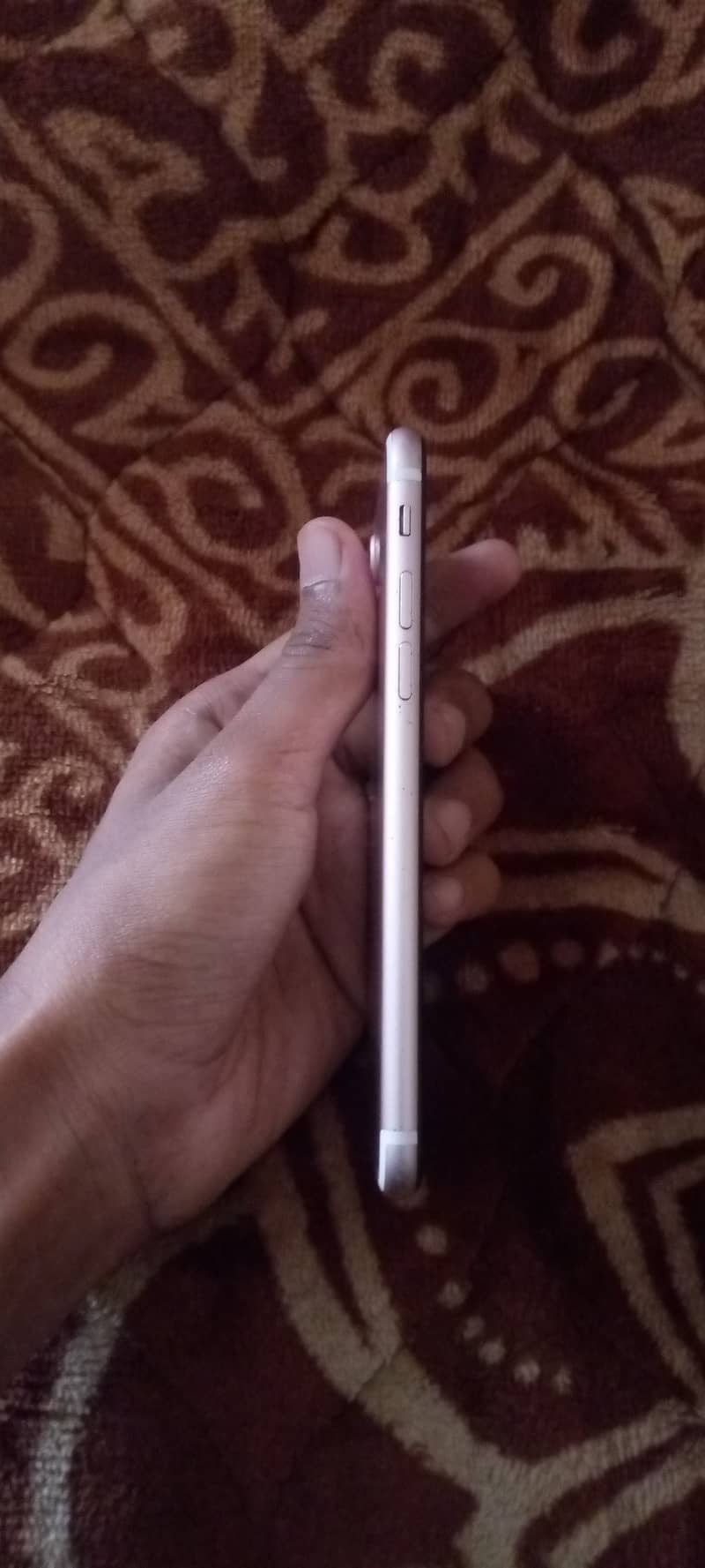 Apple iPhone 7 1
