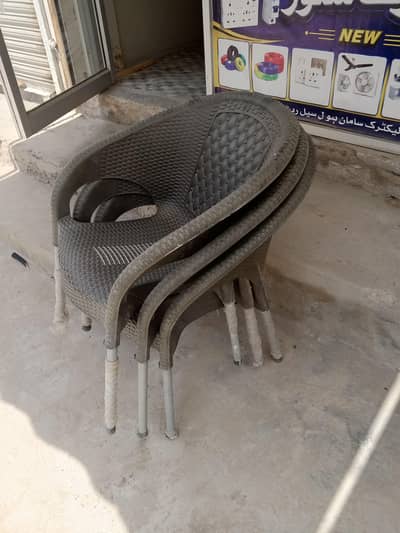 3 chair for sale